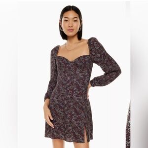 NEW Aritzia Wilfred Novella Dress in Black, Wine & Red Size 6 Babydoll